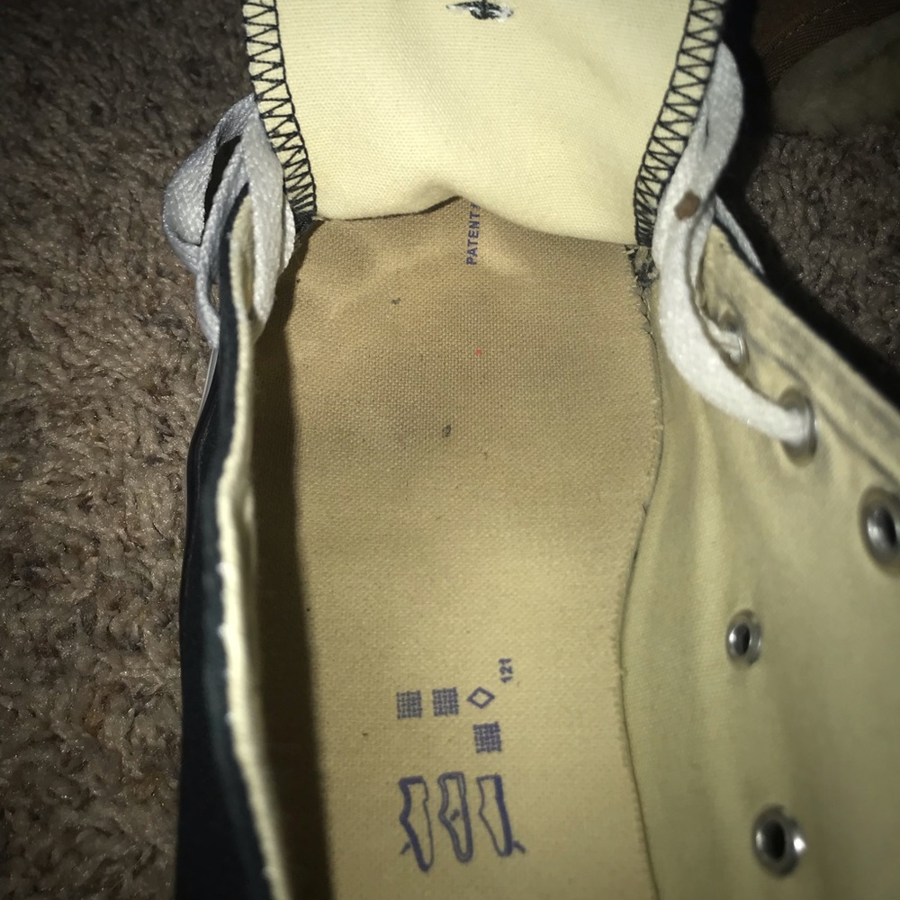 shoes - Picture 4 of 5